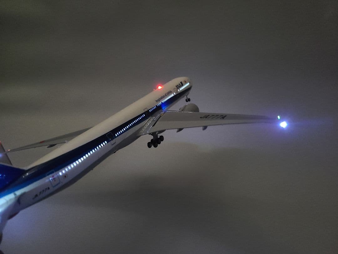 ANA BOEING 777-300ER LED仕様完成品
