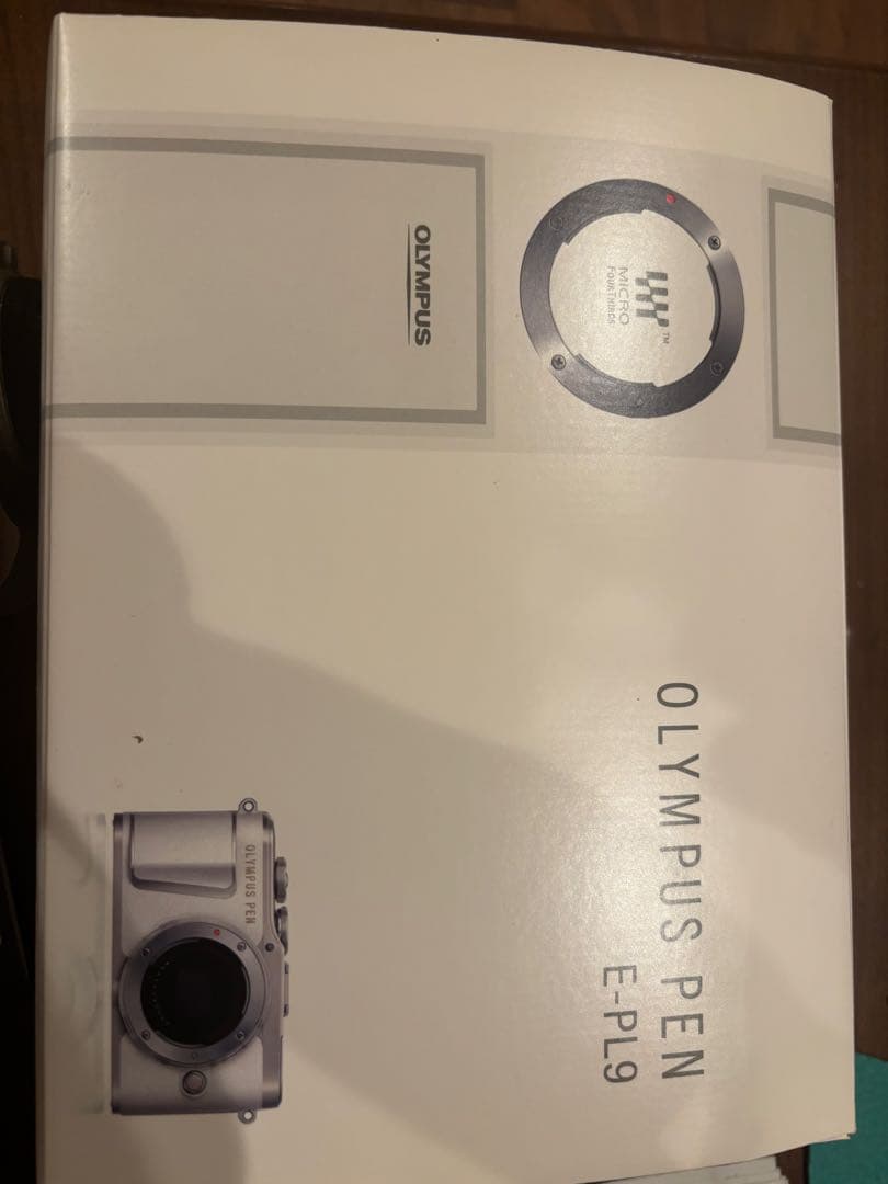 OLYMPUS PEN ミラーレスカメラ 本体と望遠レンズ他付属品