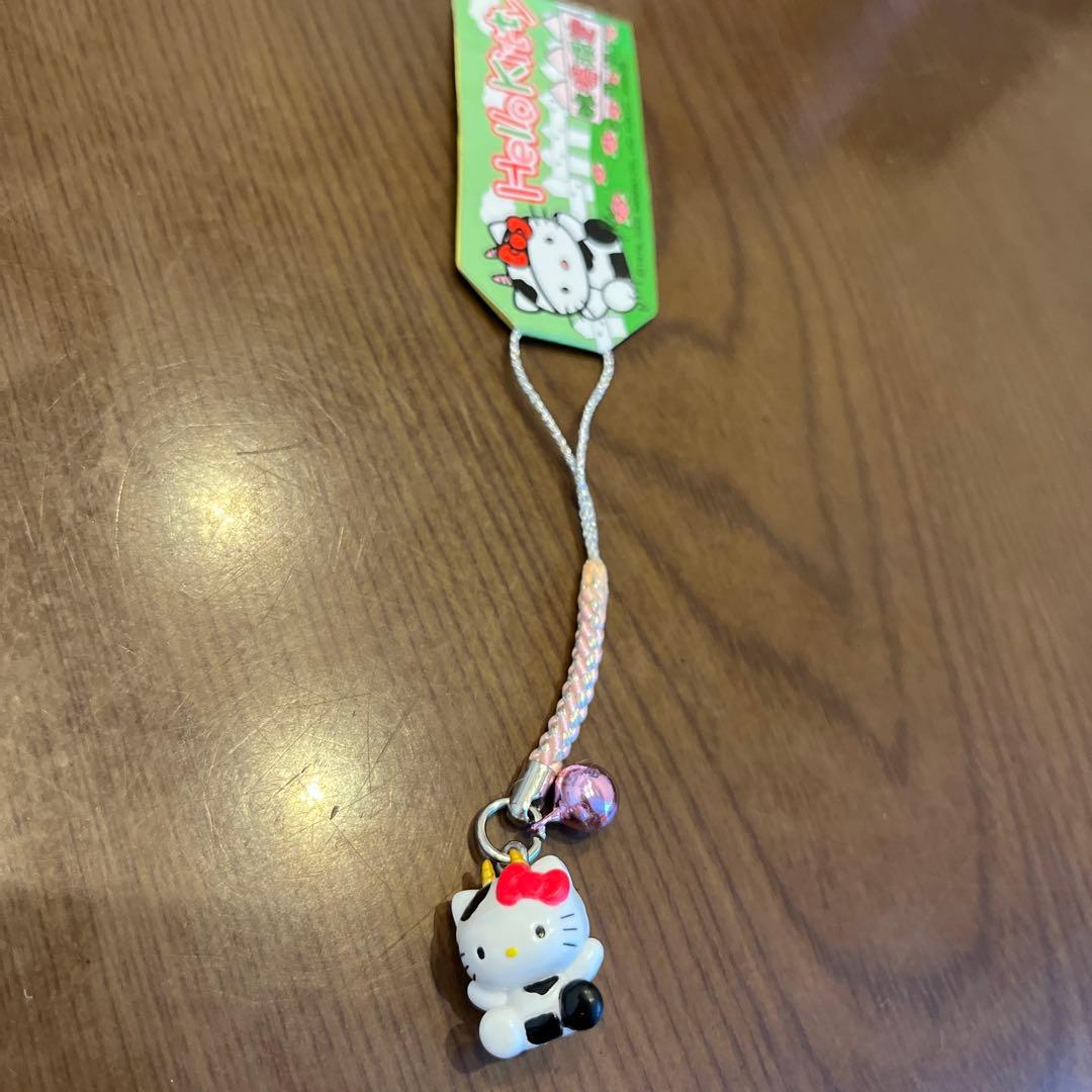 【激レア】ご当地牧場ハローキティストラップ　新品未使用