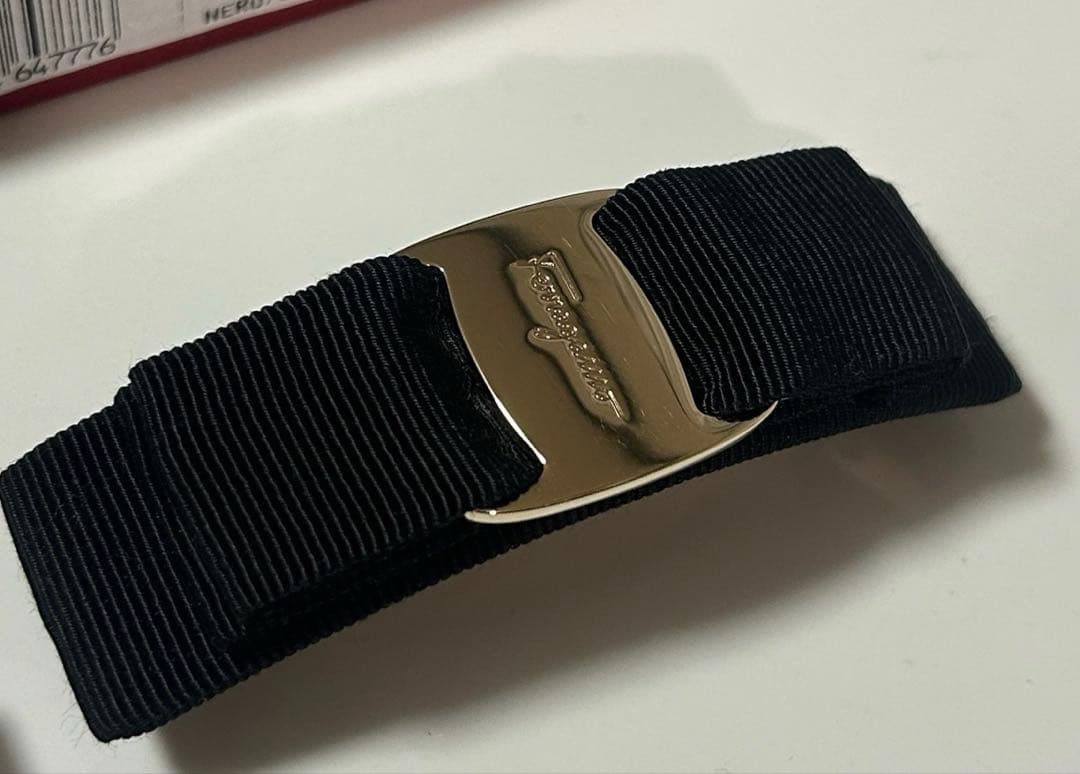 Ferragamo フェラガモ バレッタ 黒 箱あり