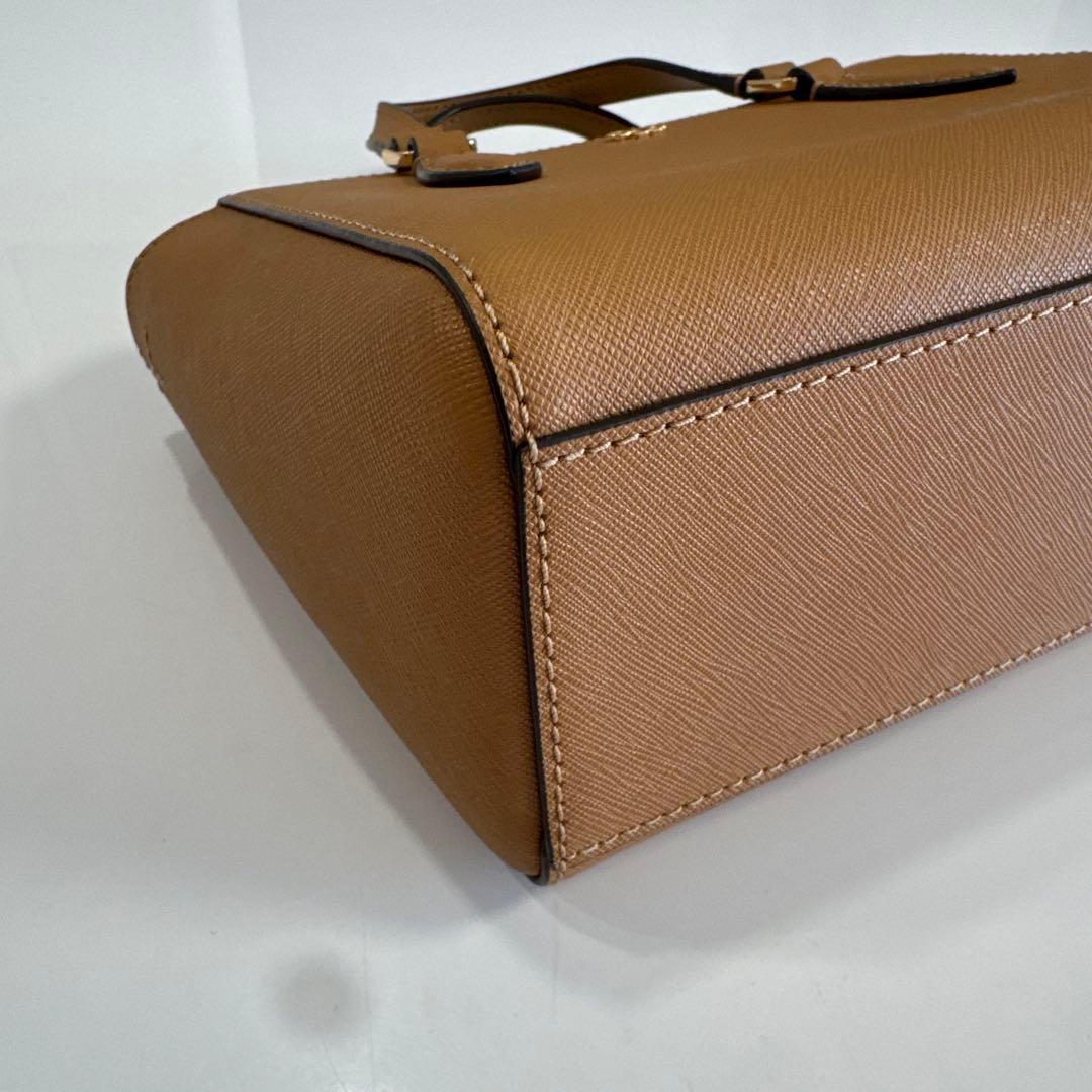 美品　サフィアーノ　ベージュ　ゴールド　ミニバッグ　ショルダーバッグとしても