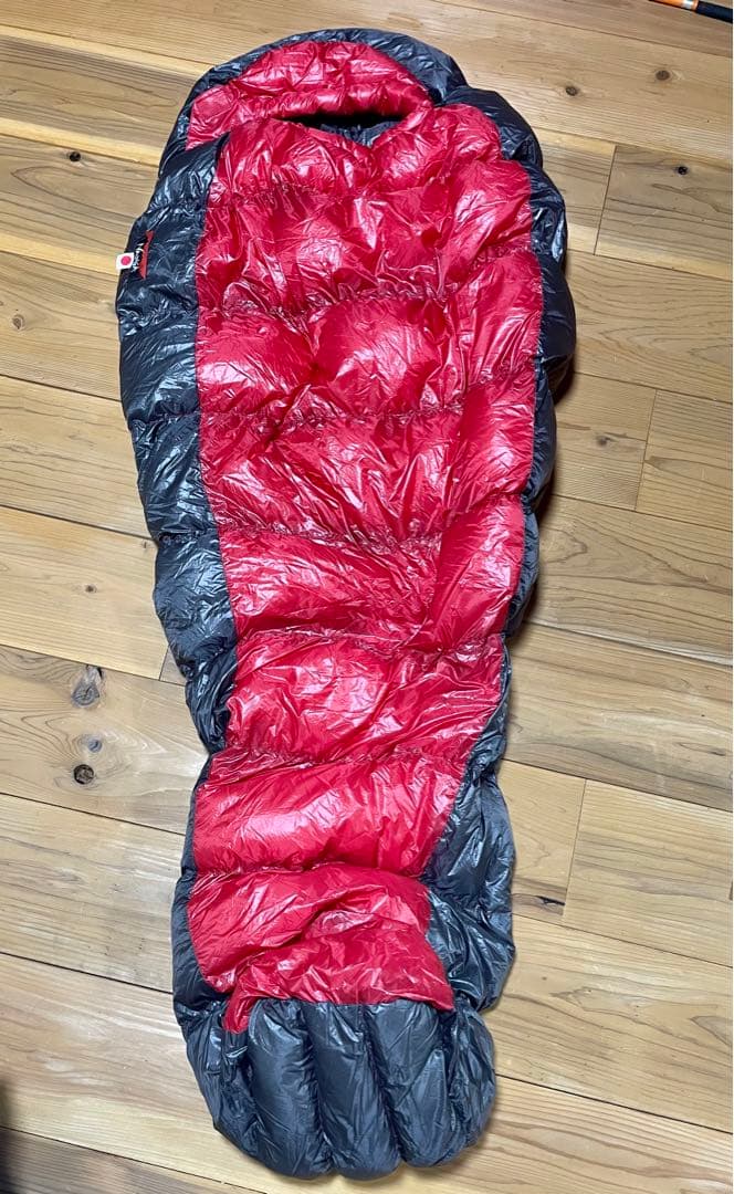 NANAGA 赤黒 フード付き寝袋 収納袋付き