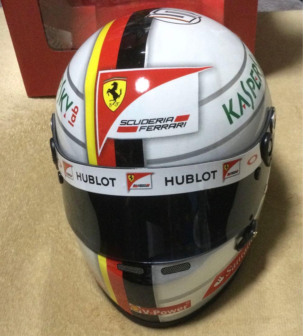 1/2 ヘルメット セバスチャン・ベッテル フェラーリ