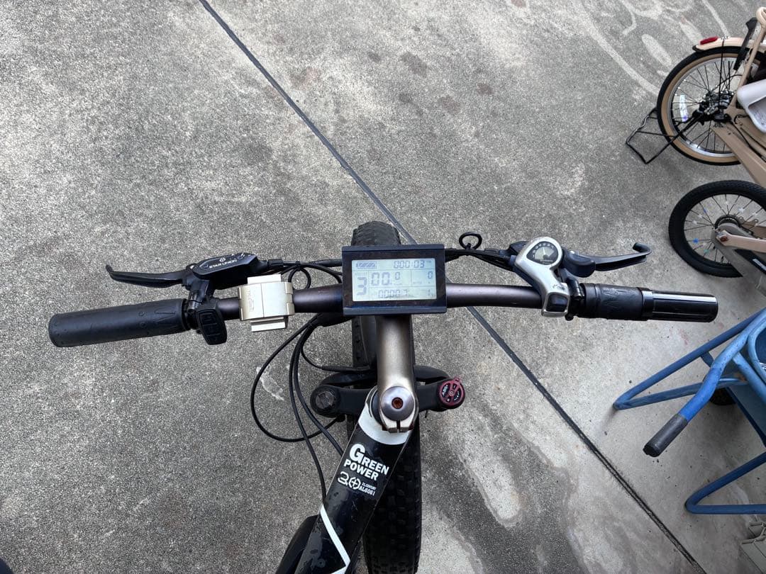 【ジャンク品】電動ファットバイク 26インチ