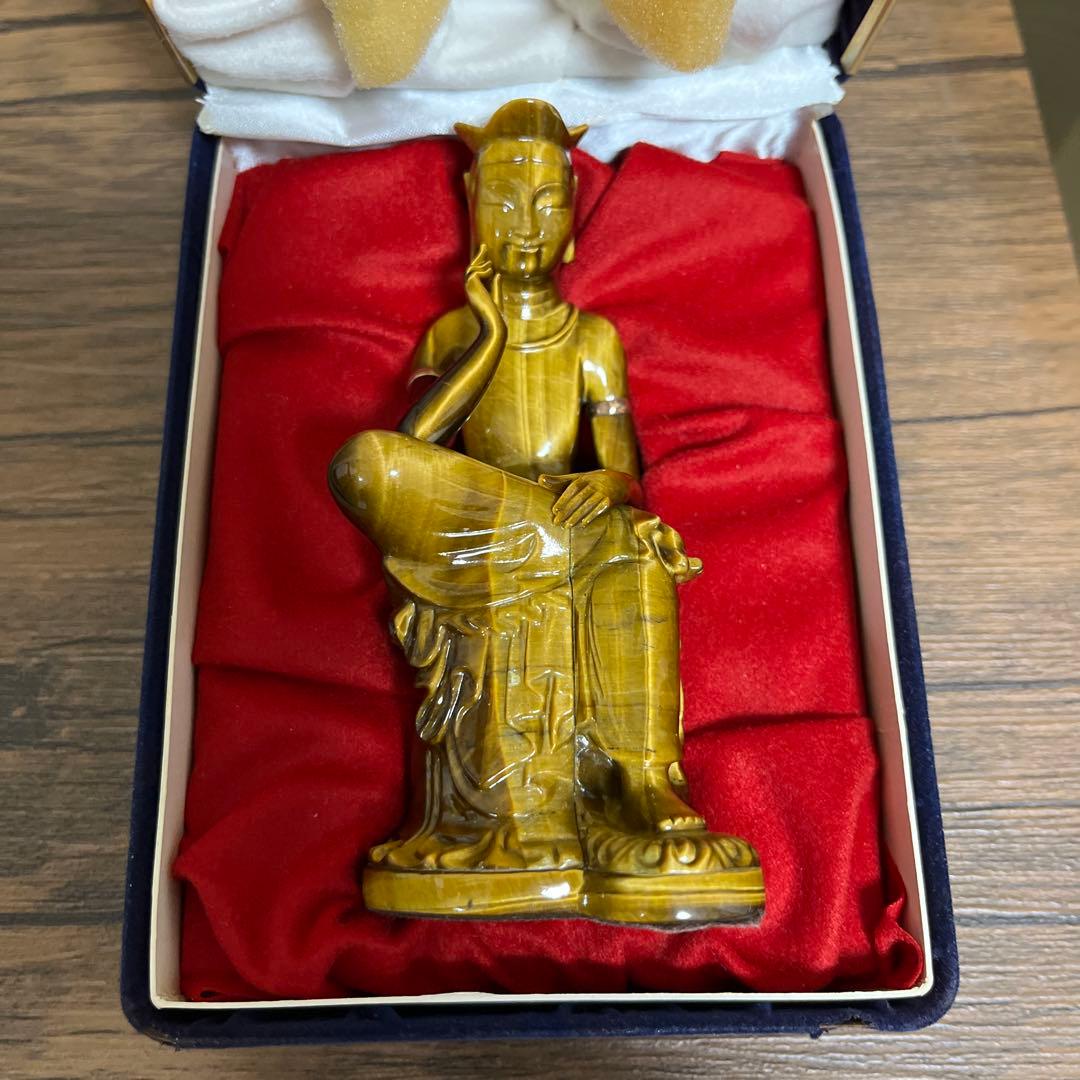 虎目石彫刻　弥勒菩薩　坐像 約12.6㎝