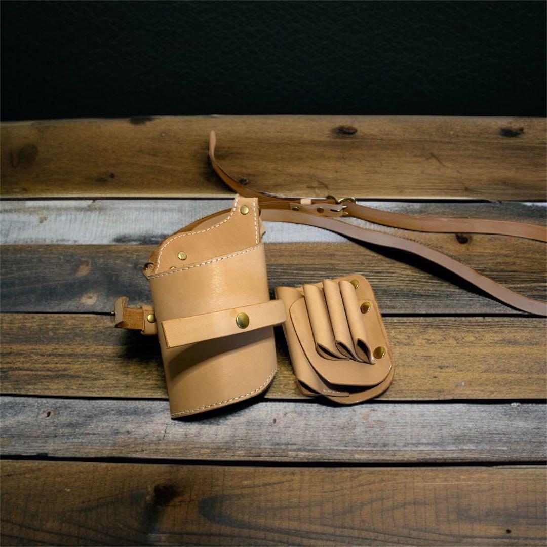 ハンドメイド　ヌメ革シザーケース