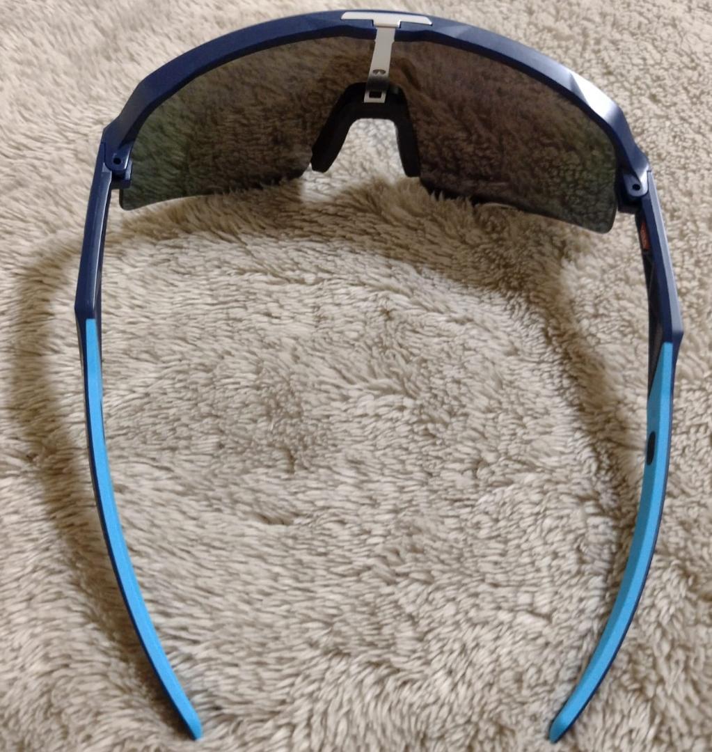 み*み様 OAKLEYオークリー正規品 SUTRO LITE SWEEP
