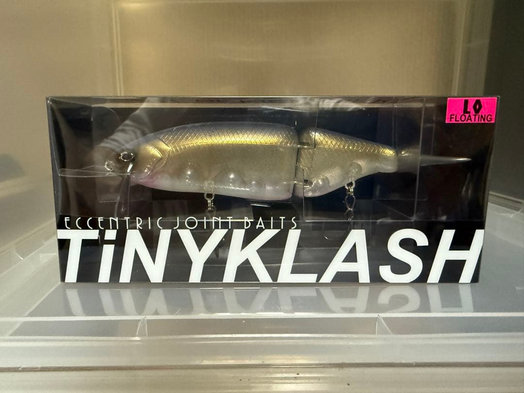 オリカラ　TiNYKLASH Low bassboat KINGスメルト