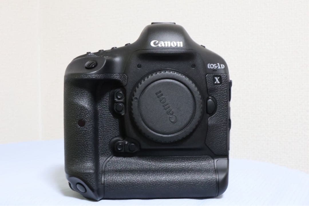 ⭐︎美品⭐︎Canon EOS-1D X 本体と付属品〈ショット数17000以下〉