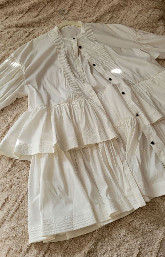 Acka. | フリルのシャツワンピース (F)