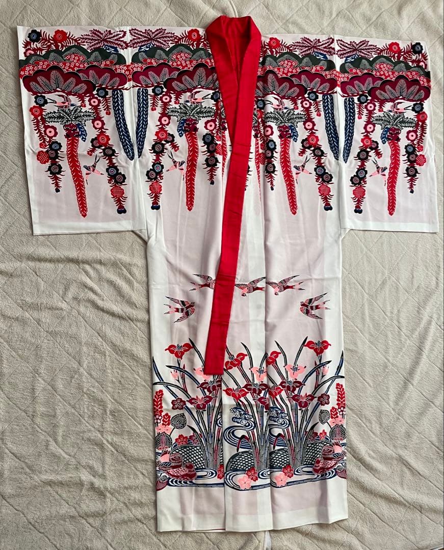 琉球舞踊　衣装　紅型　打掛　沖縄