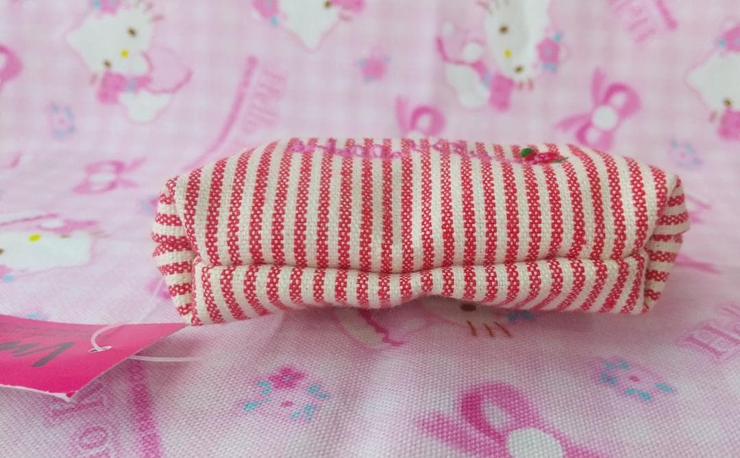 キティ　vivitix　バッグ　財布　がま口　デニム　ローズ　刺繍　レトロ