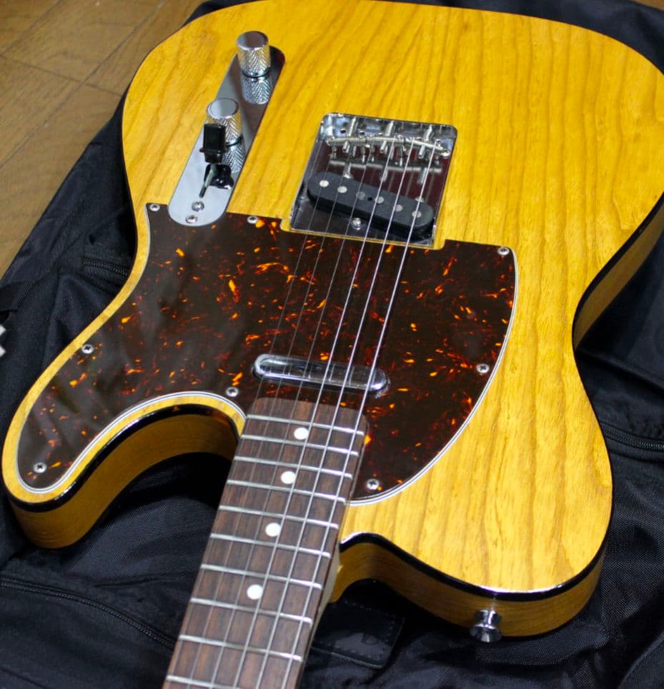 Sword Custom Telecaster Type 貴重ハカランダ指板