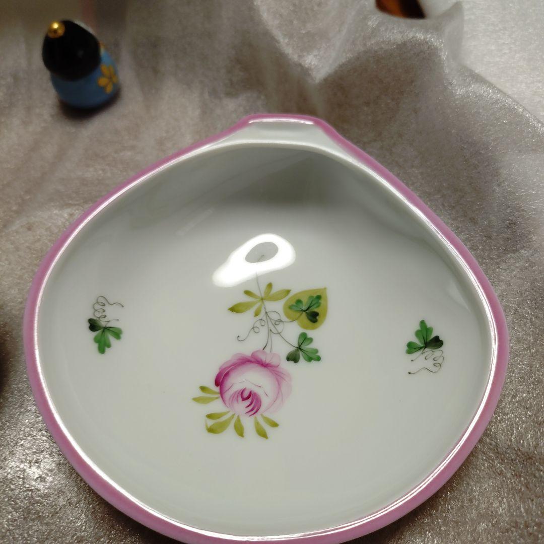 ヘレンドウィーンの薔薇 瀬戸物のお雛様