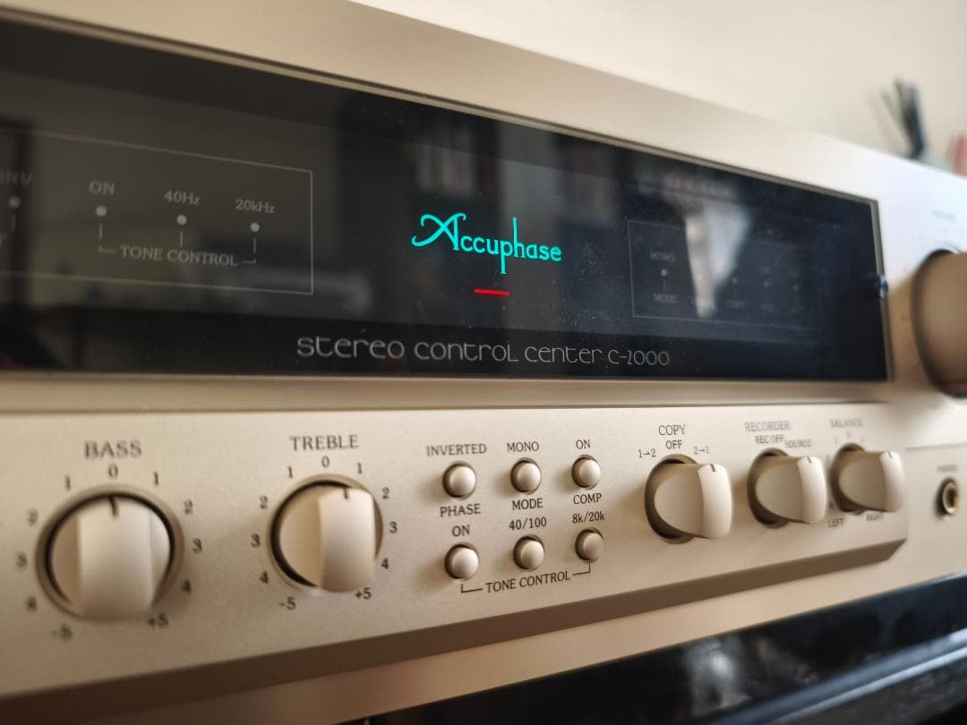 【Aegis2104】Accuphase C-2000 プリアンプ