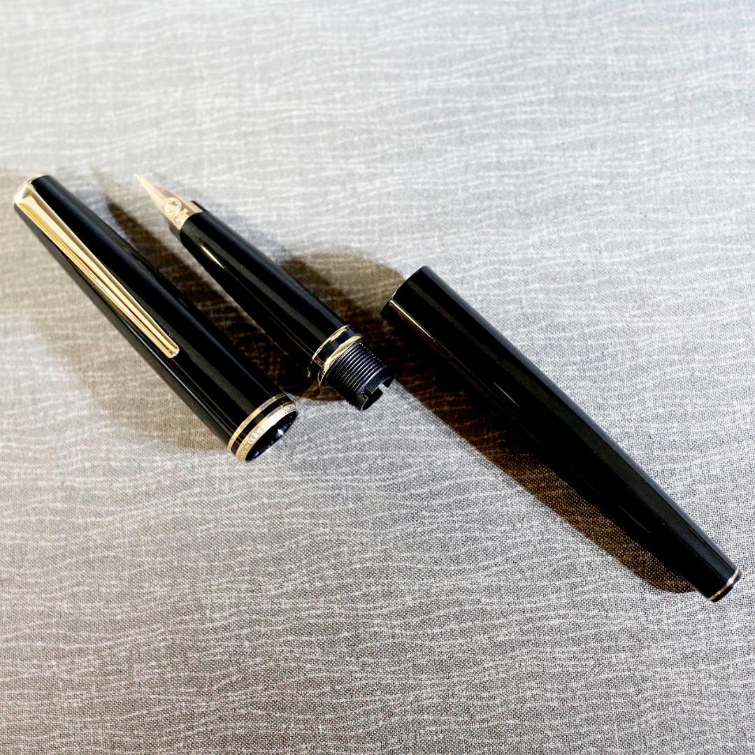 【送料込み】モンブラン 万年筆 クラシック