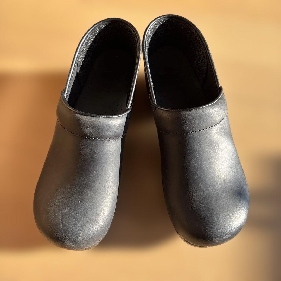 ダンスコ　dansko 40 プロフェッショナルサンダル