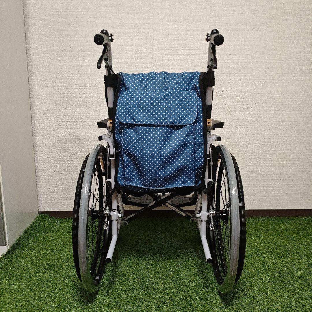 車椅子 日進医療器 多機能 ノーパンクタイヤ 自走型 NA-SU2W