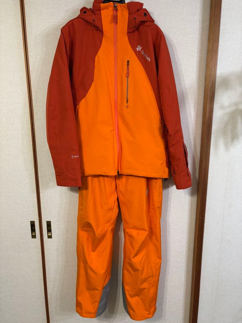 GOLDWIN GORETEX スキーウェア