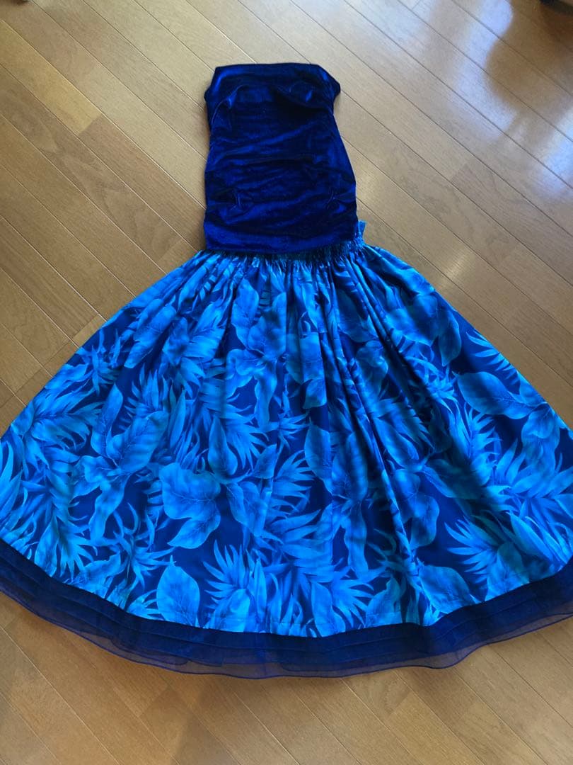 フラダンス伸縮ベルベットとパウスカートセットアップ