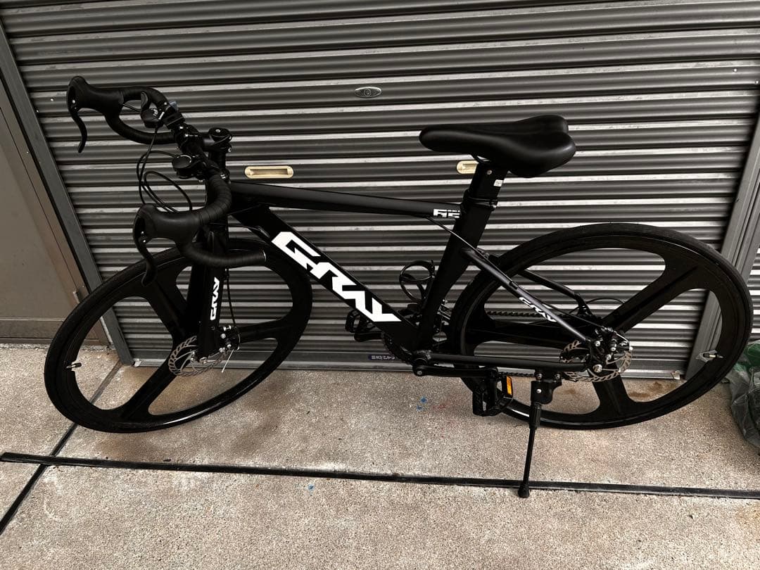 GRAYロードバイク ブラック アルミニウム製 3本スポーク