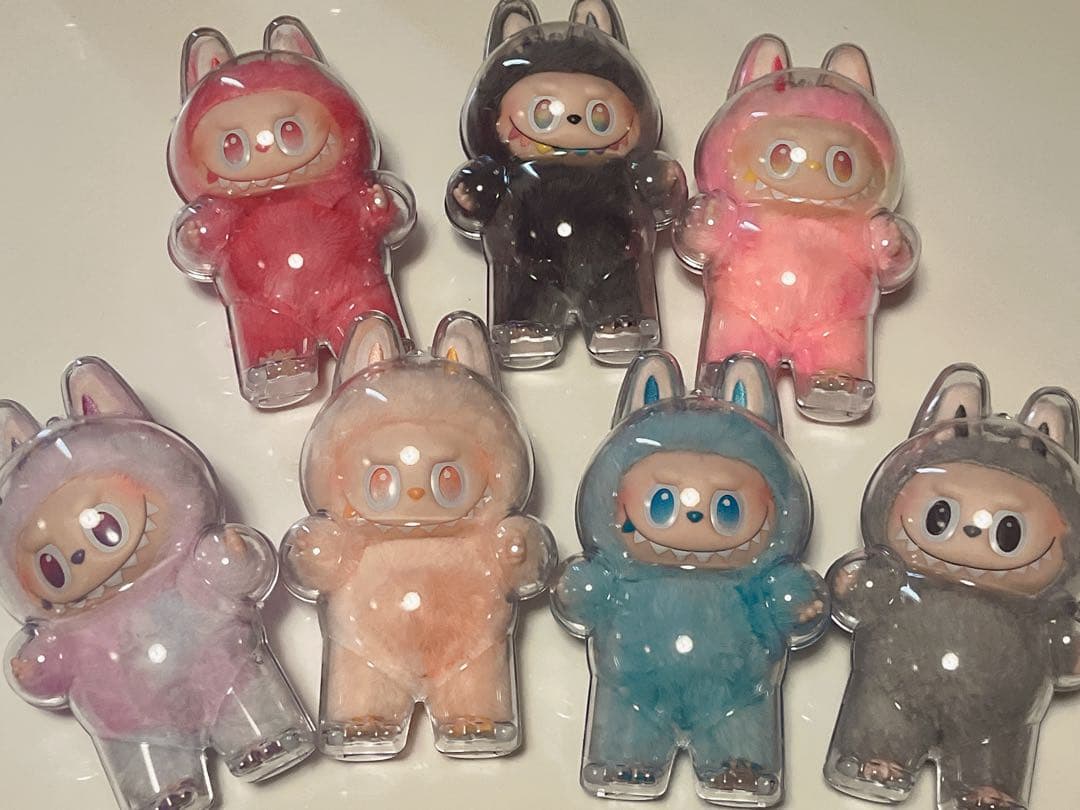 ラブブ THE MONSTERS Big into Energy シークレット