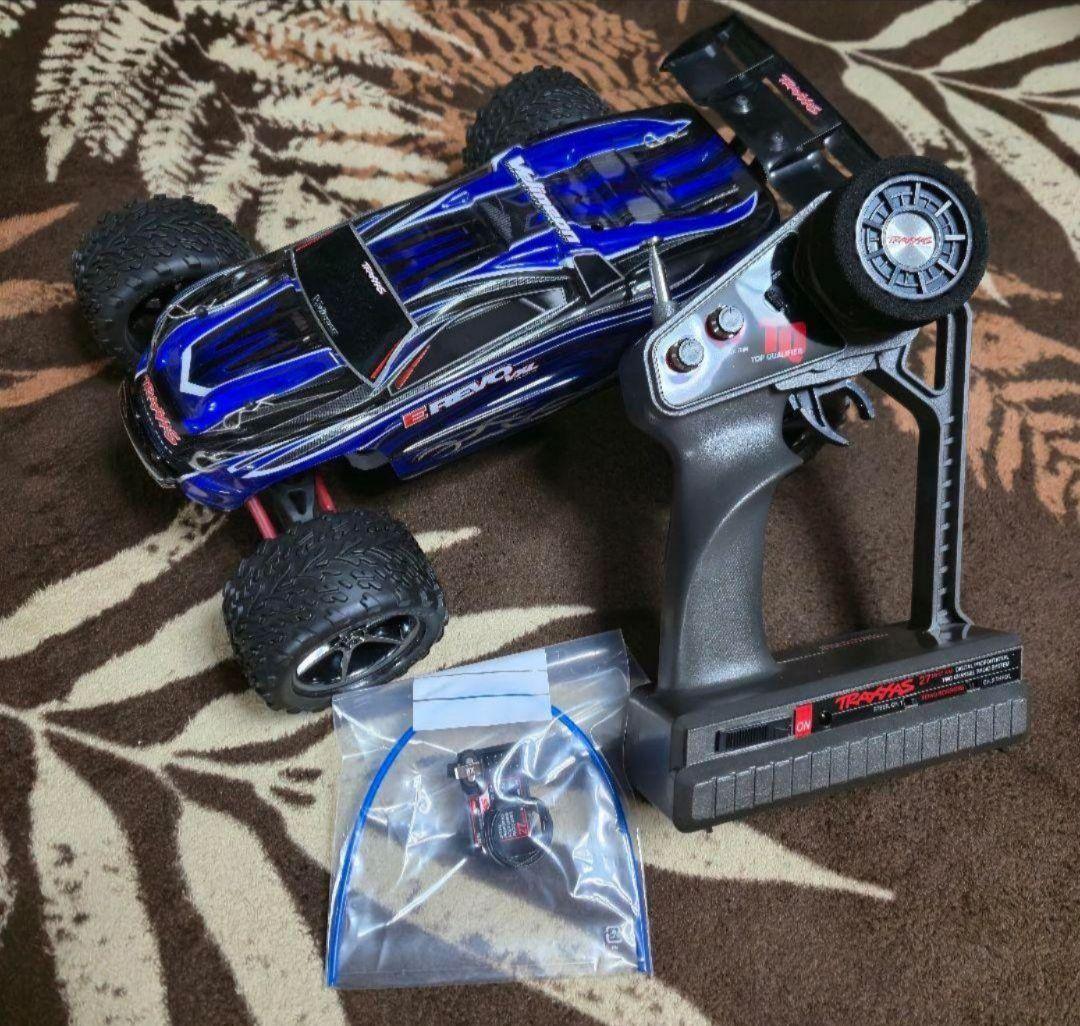 ホビーラジコン traxxas e-revo 1/16 vxl