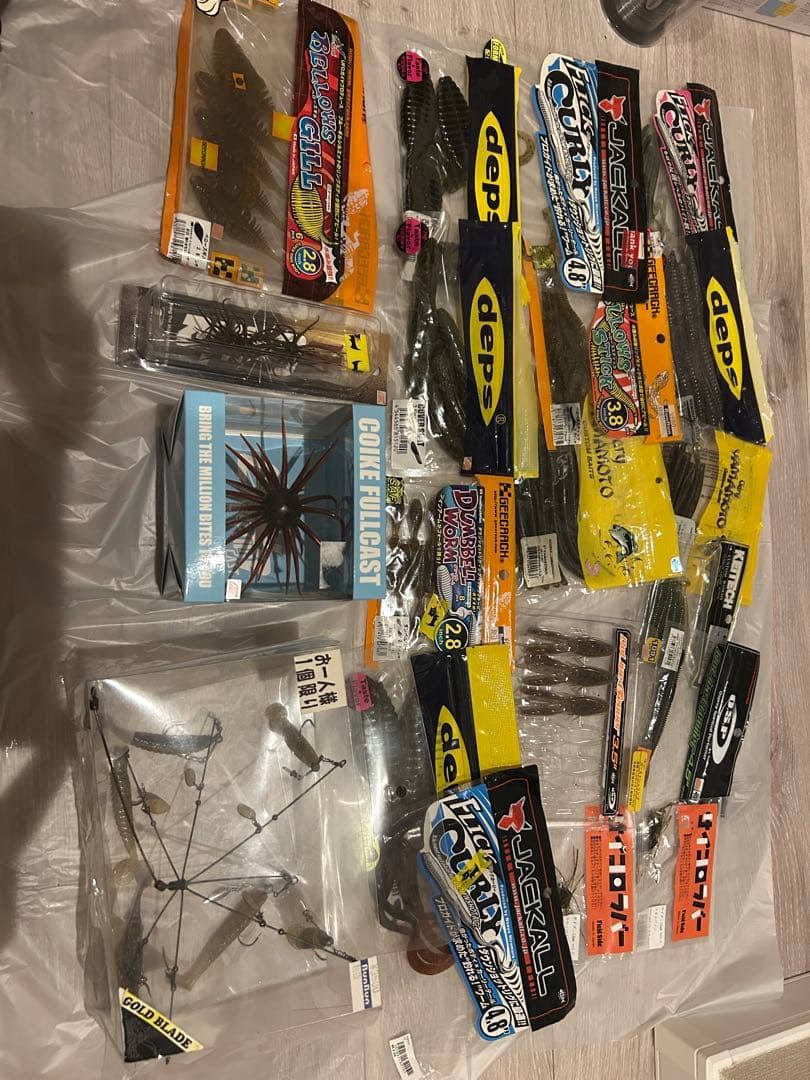 【お得！バス釣り引退】人気ワーム・ルアー・フック等まとめ売り！！