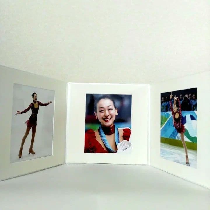 【希少品】 冬季オリンピック バンクーバー五輪2010 浅田真央 サイン&写真