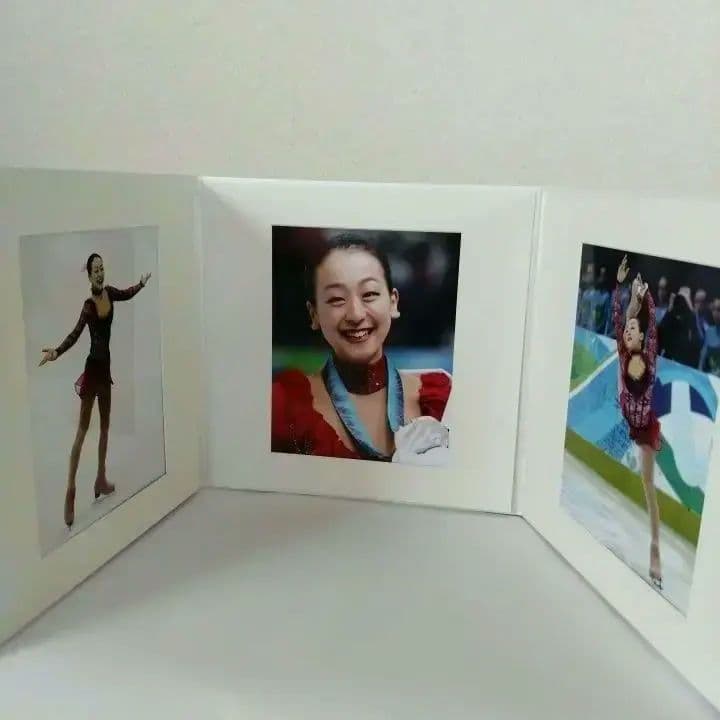 【希少品】 冬季オリンピック バンクーバー五輪2010 浅田真央 サイン&写真