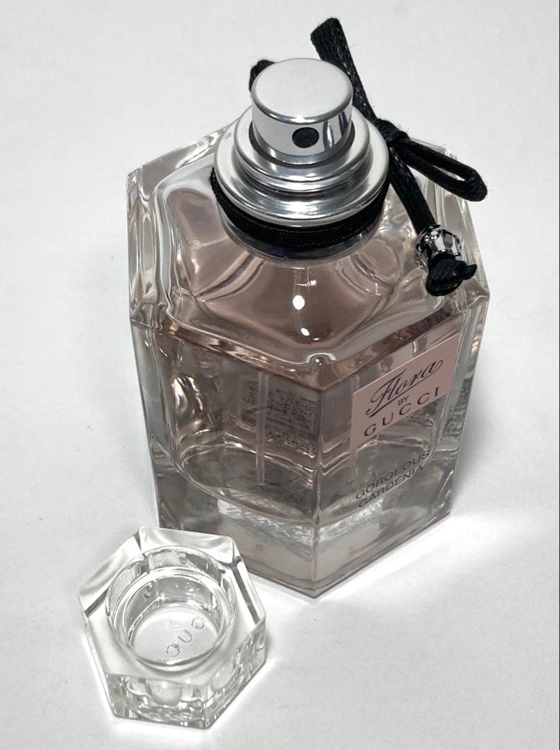 フローラ バイ グッチ ガーデン ゴージャス ガーデニア オードトワレ 50ml
