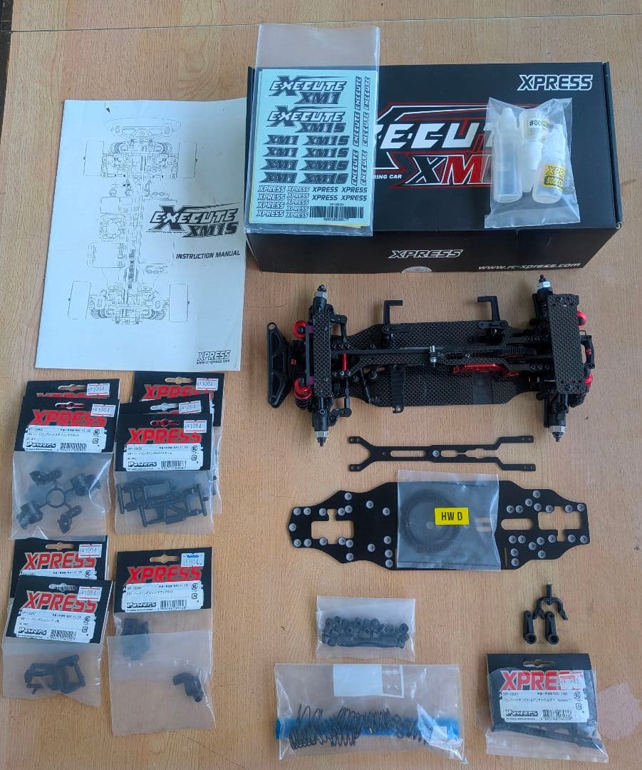 XPRESS XP90005 EXECUTE XM1S 4WDミニツーリングカー