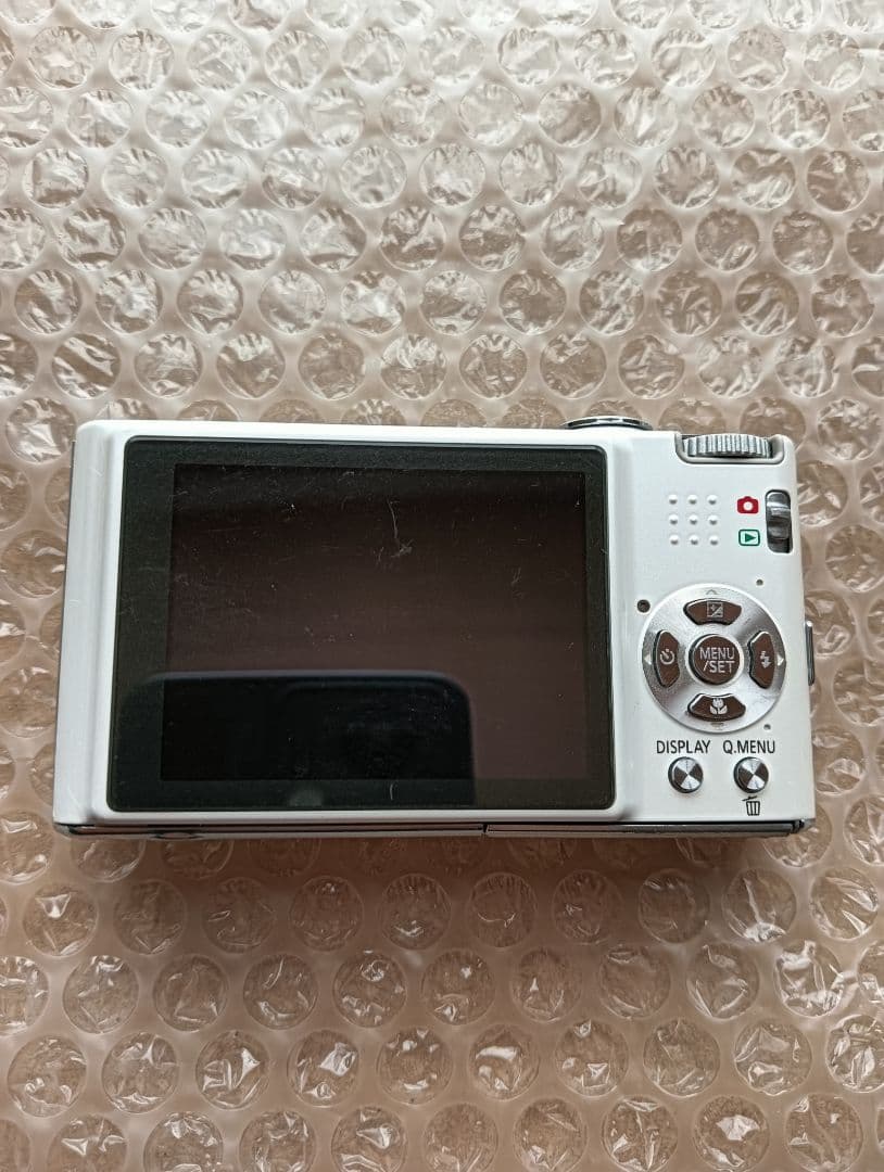 Panasonic　LUMIX　DMC-FX37　ホワイト