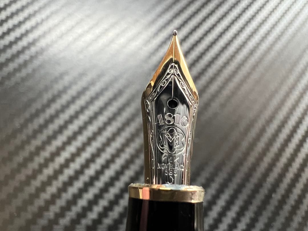 モンブラン マイスターシュテュック 144 万年筆 ブラック 中白 EF 極細字