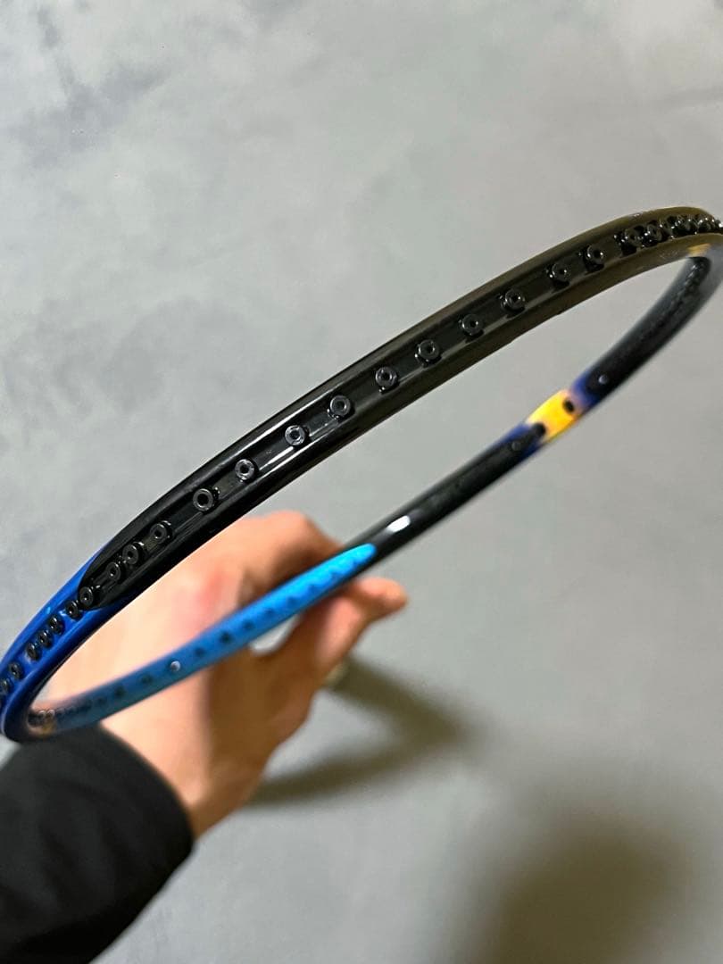 YONEX アストロクス77バドミントンラケットASTROX77青