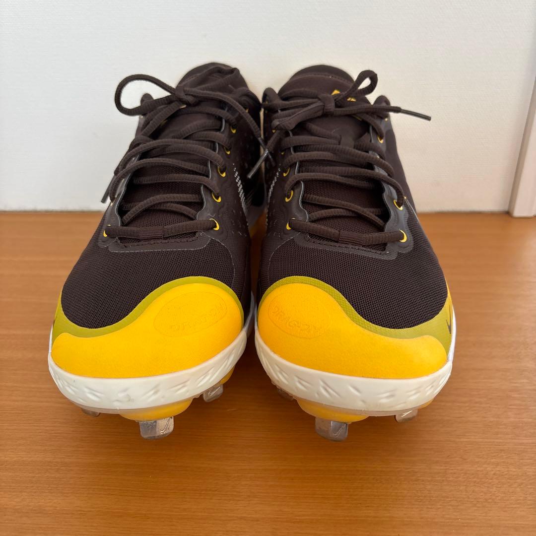 ナイキベースボールメタルスパイク海外モデル　MLBパドレスカラー　US12.0