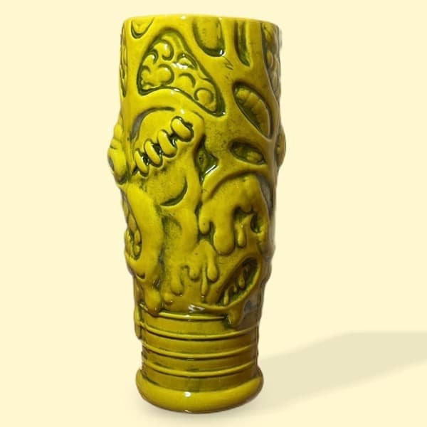 No.8188 モンスターバット セラミック マグ