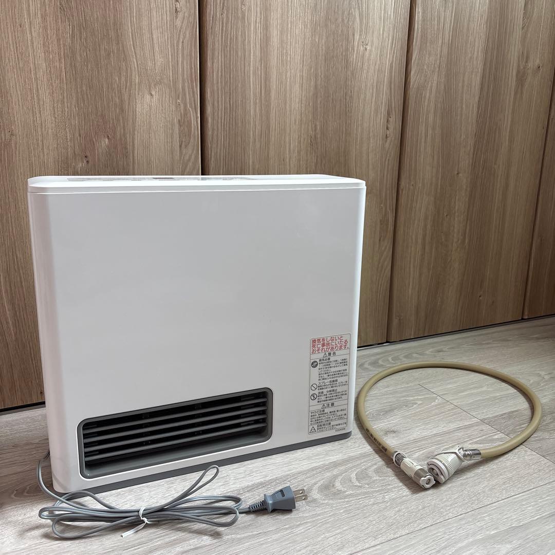 【美品】OSAKAGAS✱ファンヒーターホース付GFH-2403S-W都市ガス用