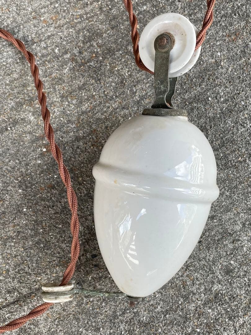 【merci】 2a. フランス　吊り下げ　滑車　ランプ　古道具　店舗什器カフェ