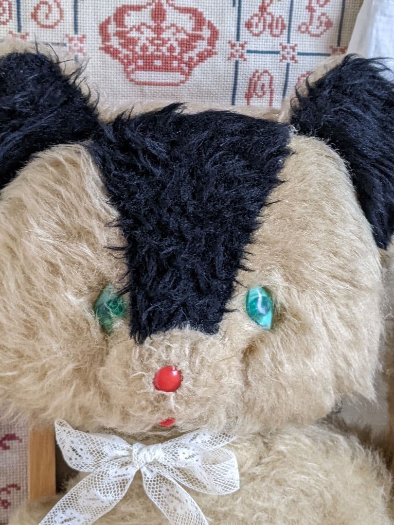 【p】アンティークベア　ドイツ　DDR　グリーンアイの猫ちゃん