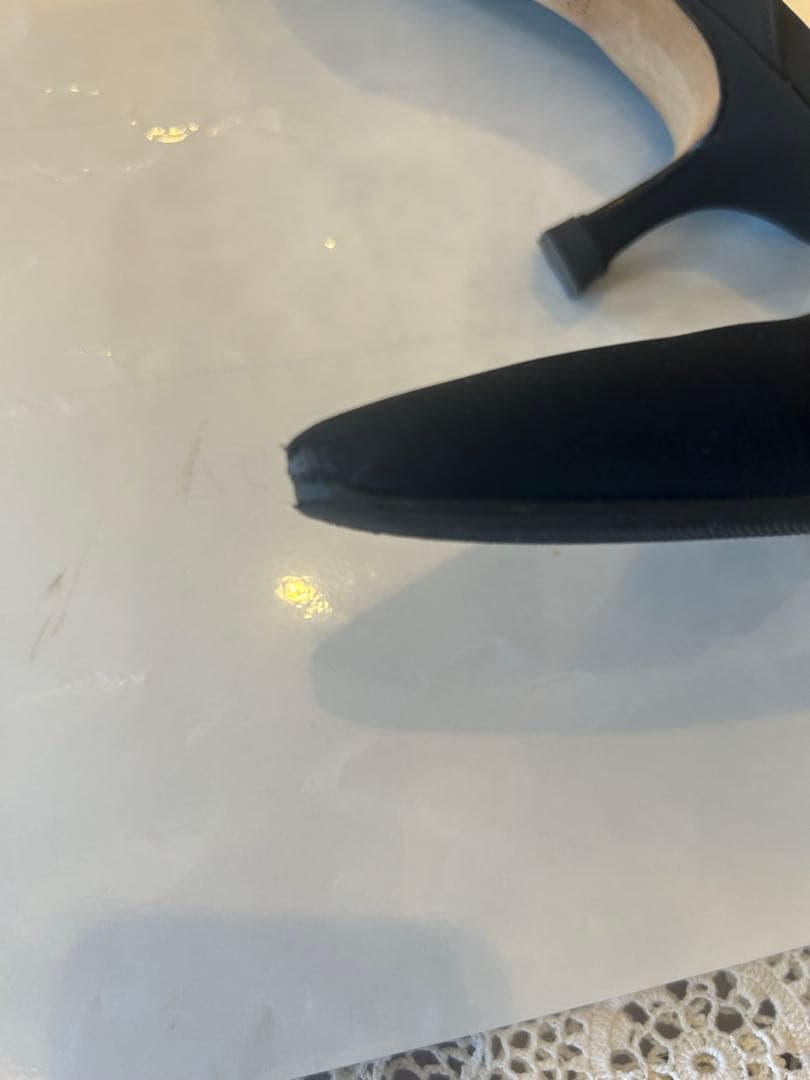 マノロブラニク　ミュール　ブラック36.5／23.5cm