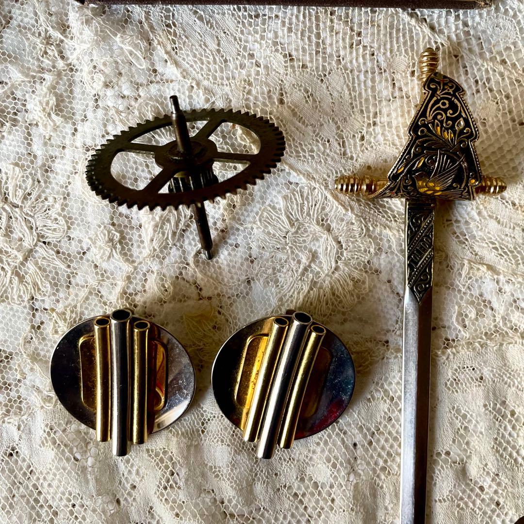 新春アンティーク福袋⑥ブロカント11点セット古書&トレイ&ティン缶&アクセサリー