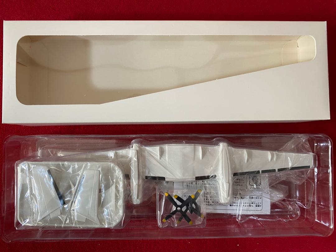 北のドン　 B777-200 1/200 & サーブ340 モデルプレーン