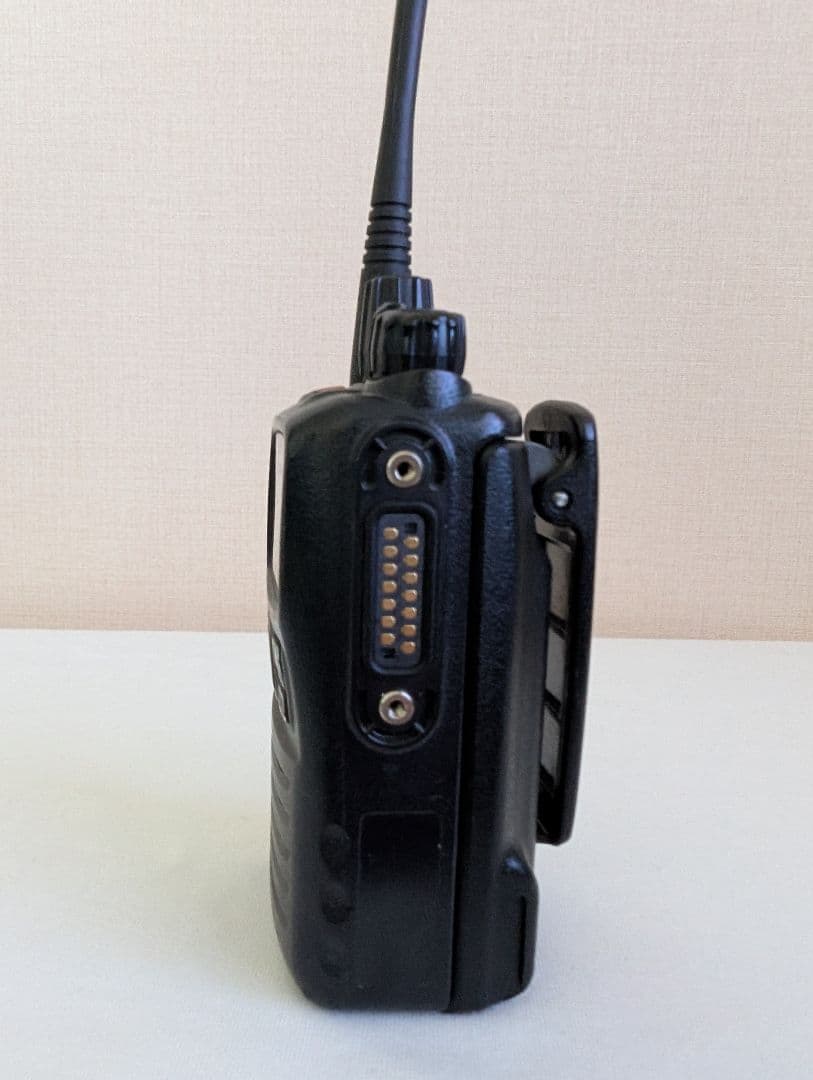 スタンダード デジタル簡易無線機 免許局 VXD450U イヤホンマイク付