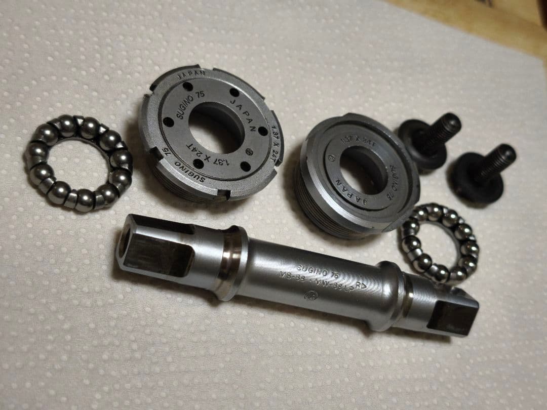 スギノ/SUGINO 75 njs BB ボトムブラケット