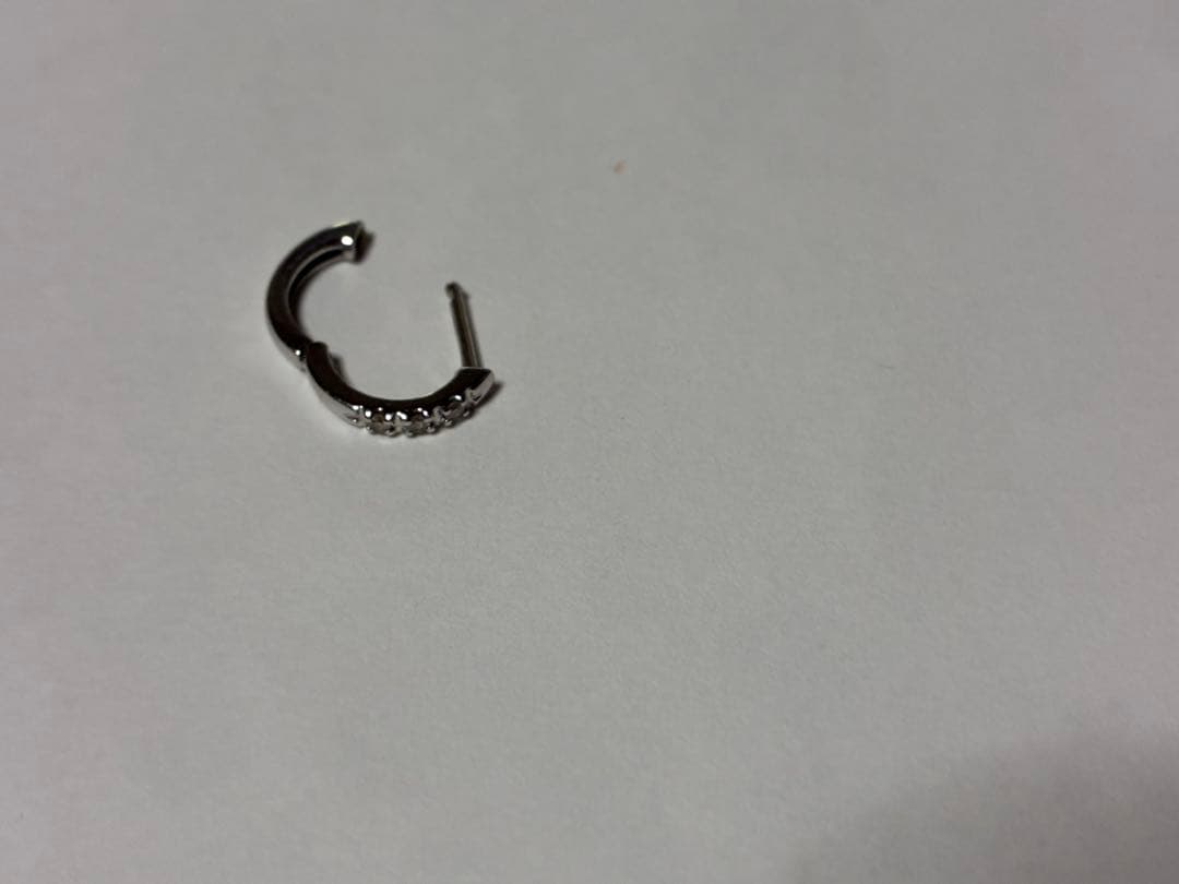 片耳用ピアス ストーンデザイン