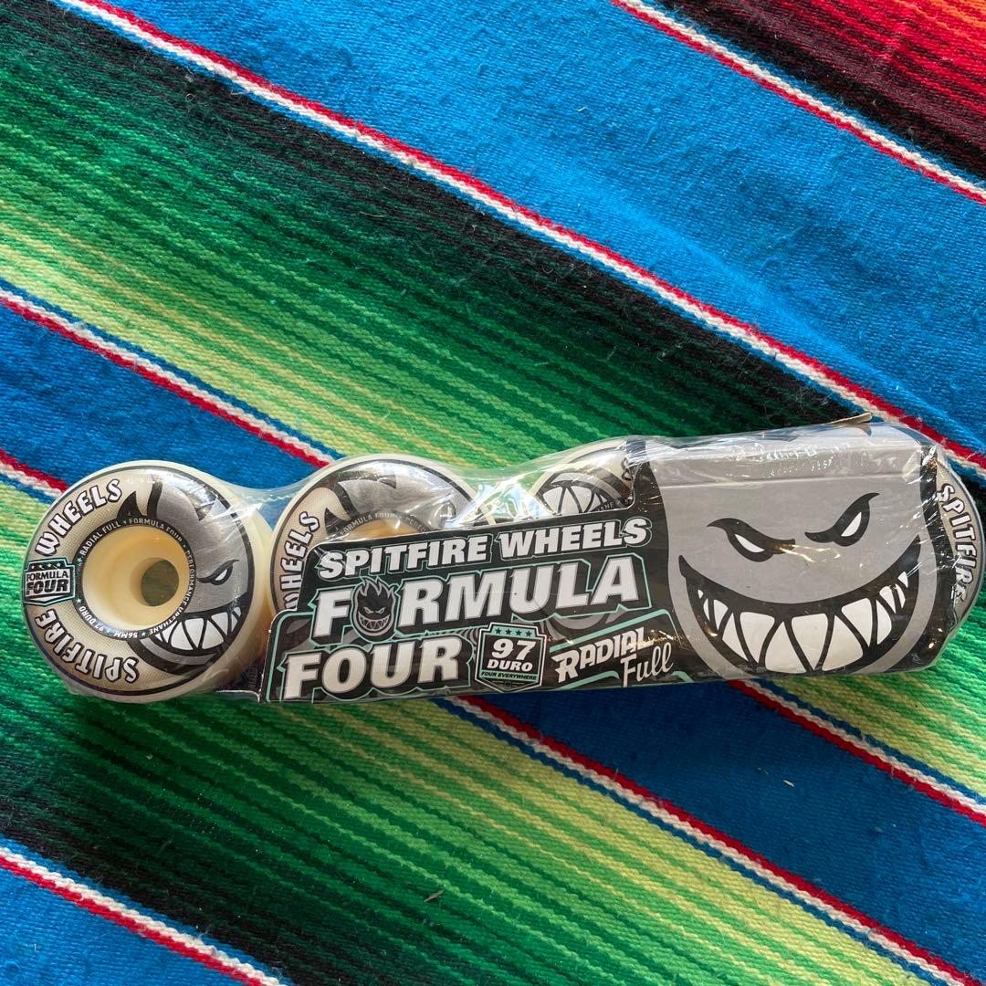 Spitfireフォーマル4RADIAL FULL56mm97a定価¥9,630