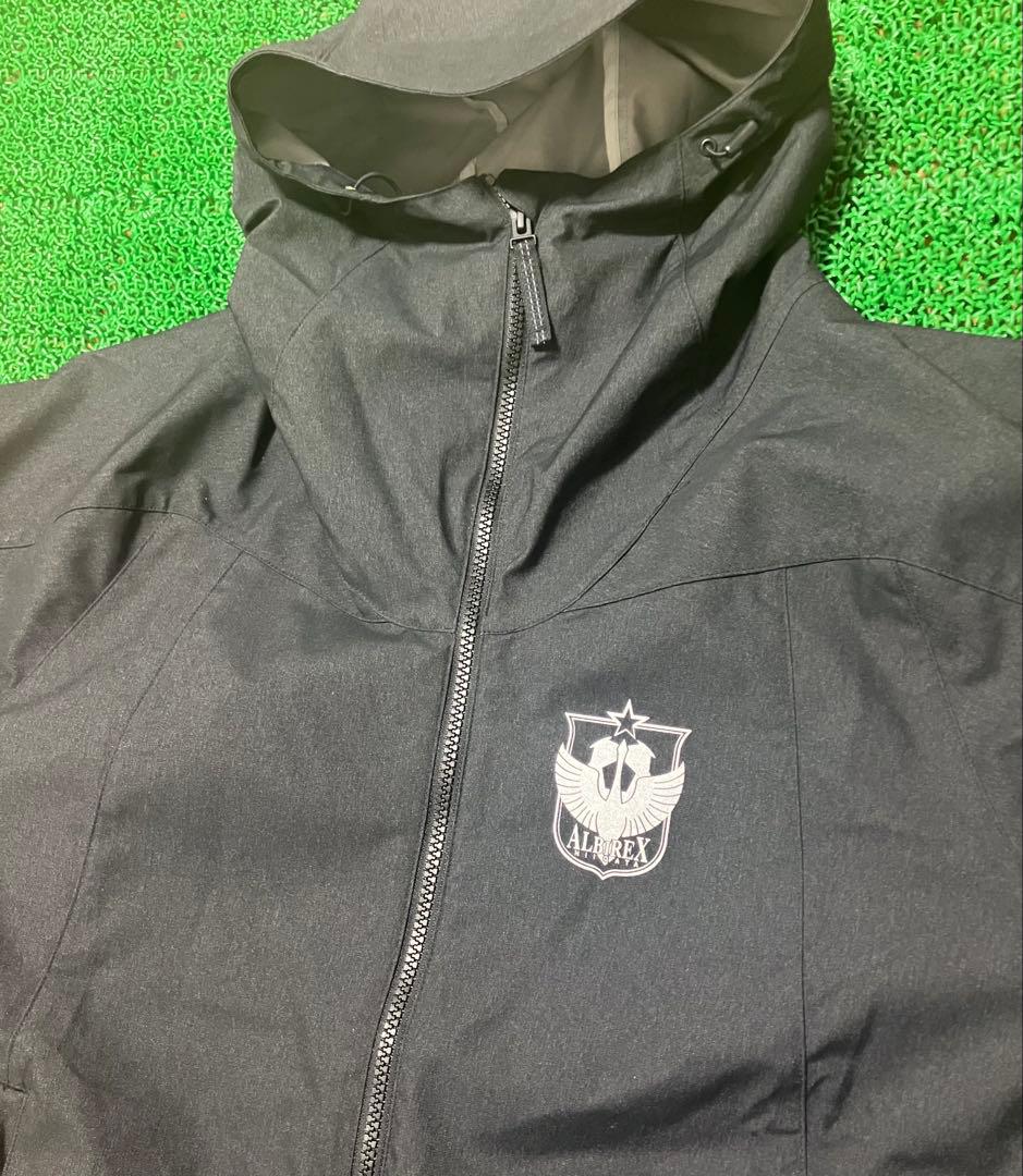 アルビレックス新潟　ウーブンパーカージャケット　サイズＬ