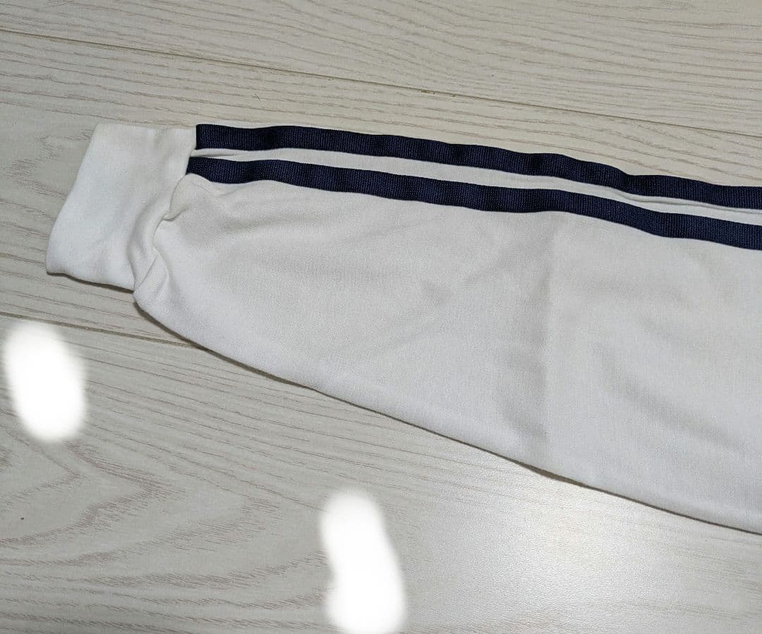 日本体育大学　日体大　男子バレーボール部　ミズノ　ゲームパンツ　１番　キャプテン