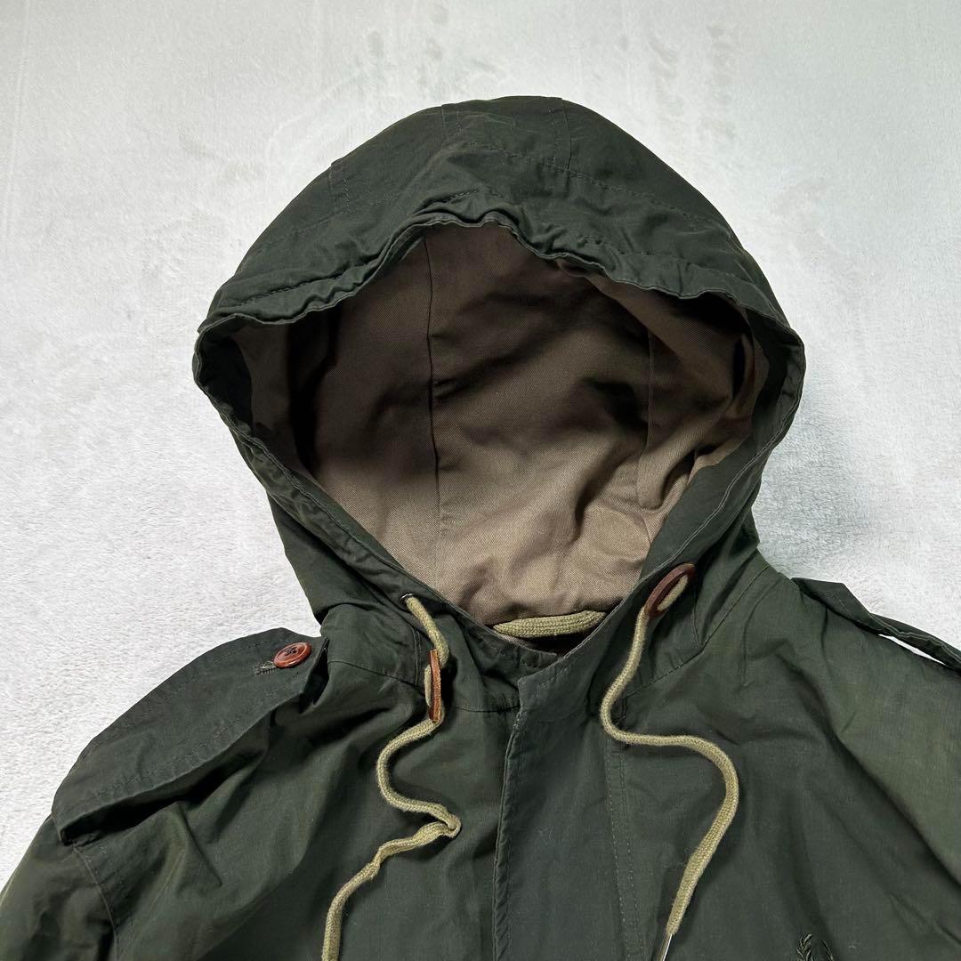 【フレッドペリー】モッズコート　カーキ　メンズS 背中ロゴワッペン　刺繍